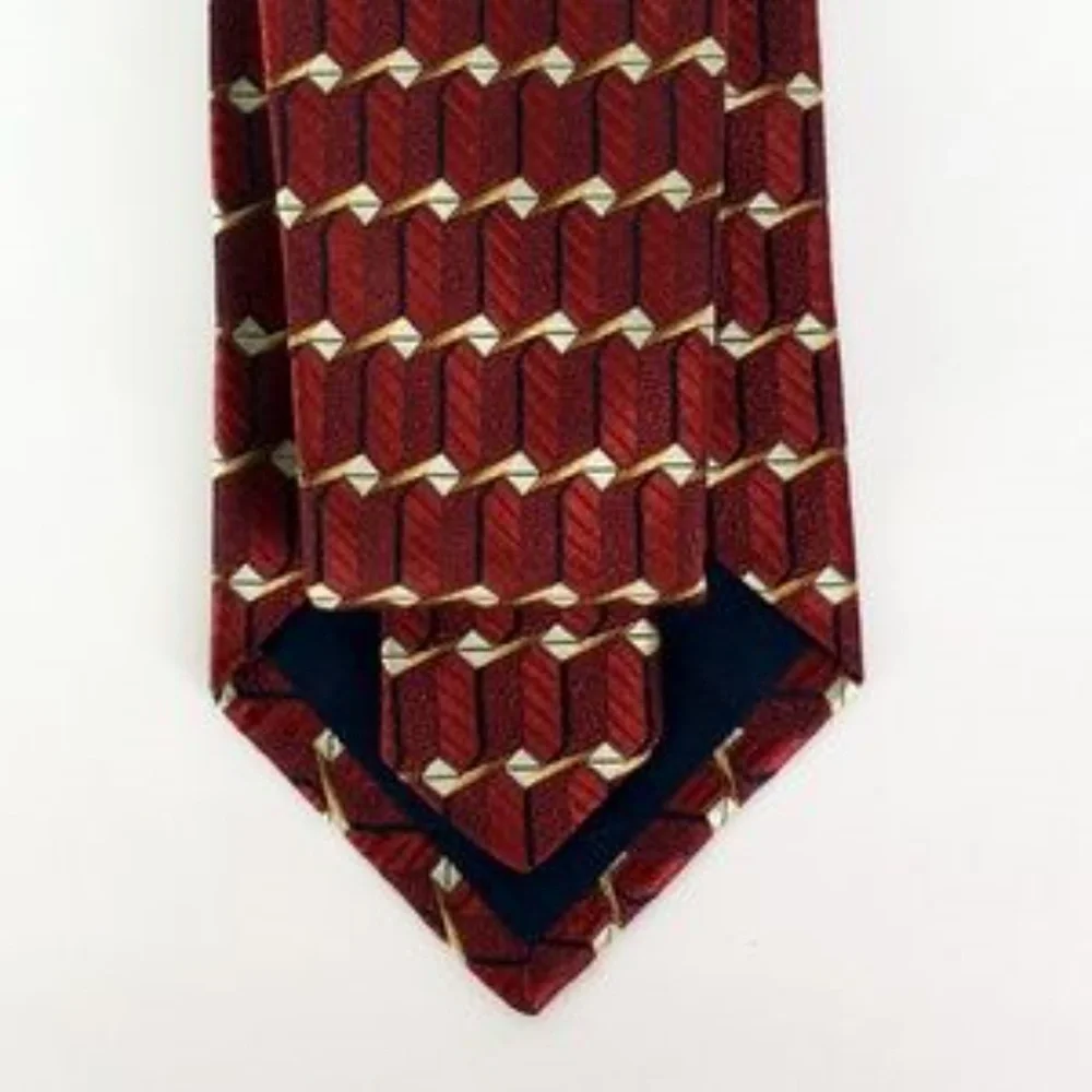 Ermenegildo Zegna tie neck